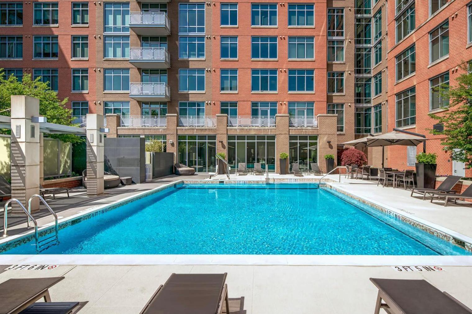 Reston 1Br W Swimming Pool Nr Bars Dining Wdc-835 Apartment Exterior photo